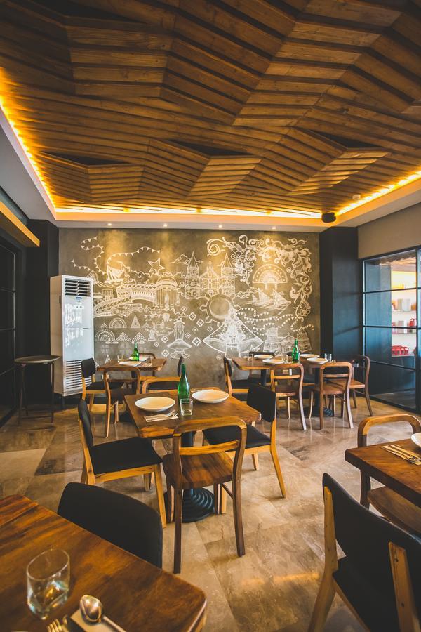 La Fiesta Hotel Iloilo City Dış mekan fotoğraf